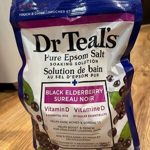 Dr Teal’s Epsom Salts - Black Elderberry